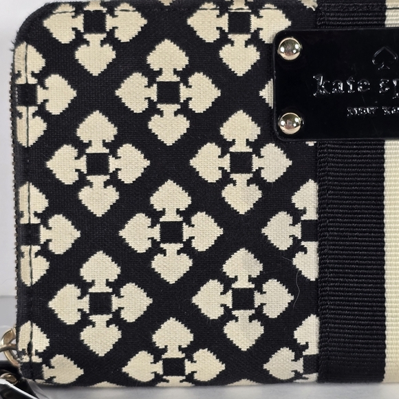 Kate Spade Black and Cream Print Zip Around Continental Wallet/Clutch CC Slots - Picture 7 of 15